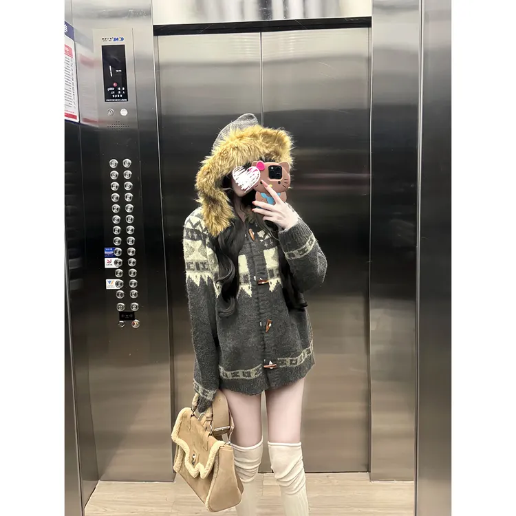 可拆卸毛领费尔岛毛衣外套男女秋季加厚情侣撞色针织衫   60988