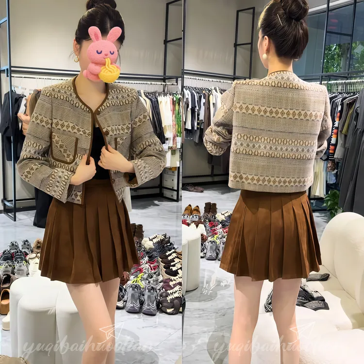 2025秋网红新款小个子香风套装裙女法式复古印花粗花呢外套百褶裙