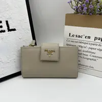 95新 Prada/普拉达 8297/短款按扣钱包