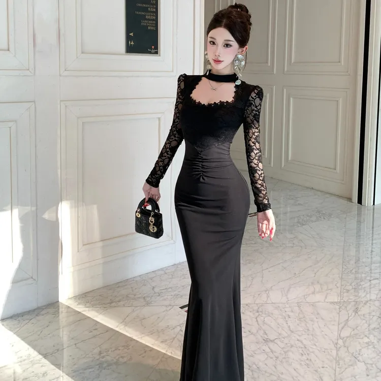 名媛法式高级感气质蕾丝拼接方领连衣裙性感气质收腰包臀鱼尾长裙