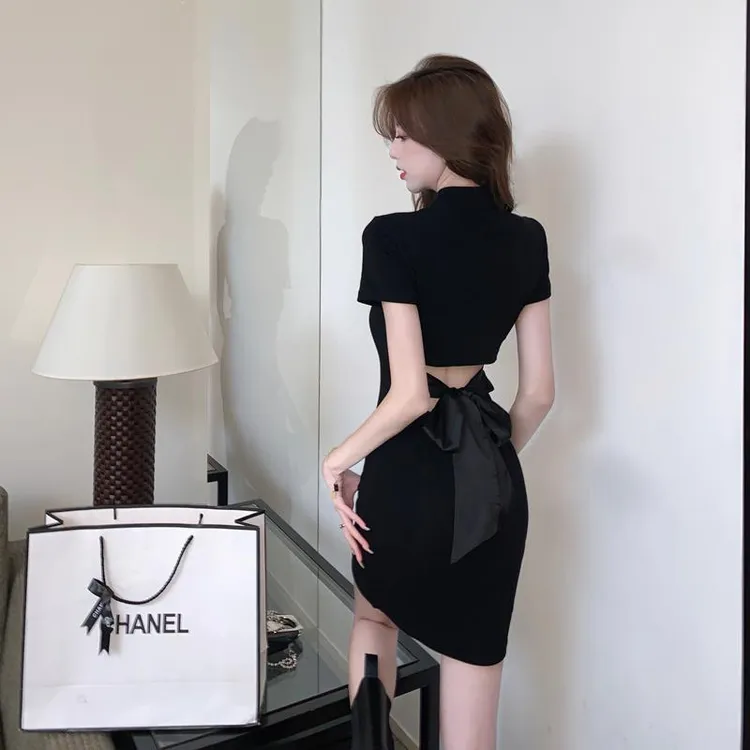 2024年夏天新款露后背绑带蝴蝶结镂空包臀改良式旗袍黑色连衣裙子