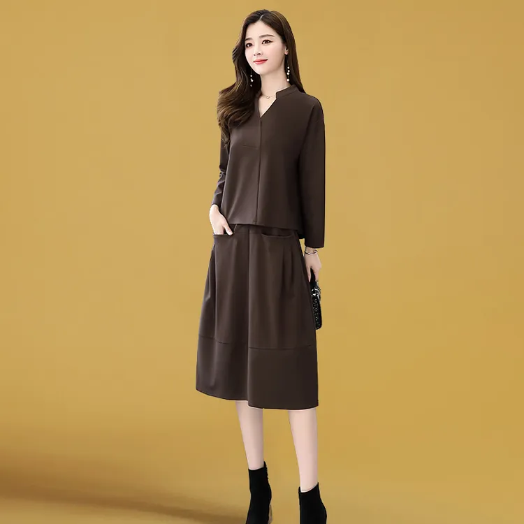 洋气时髦2025春秋新款减龄漂亮洋气套装裙子女装高级感微胖连衣裙