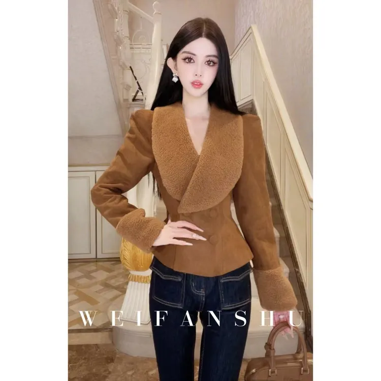 WEIFANSHU/魏凡舒【古早报刊】秋冬新款气质修身显瘦时尚复古套装