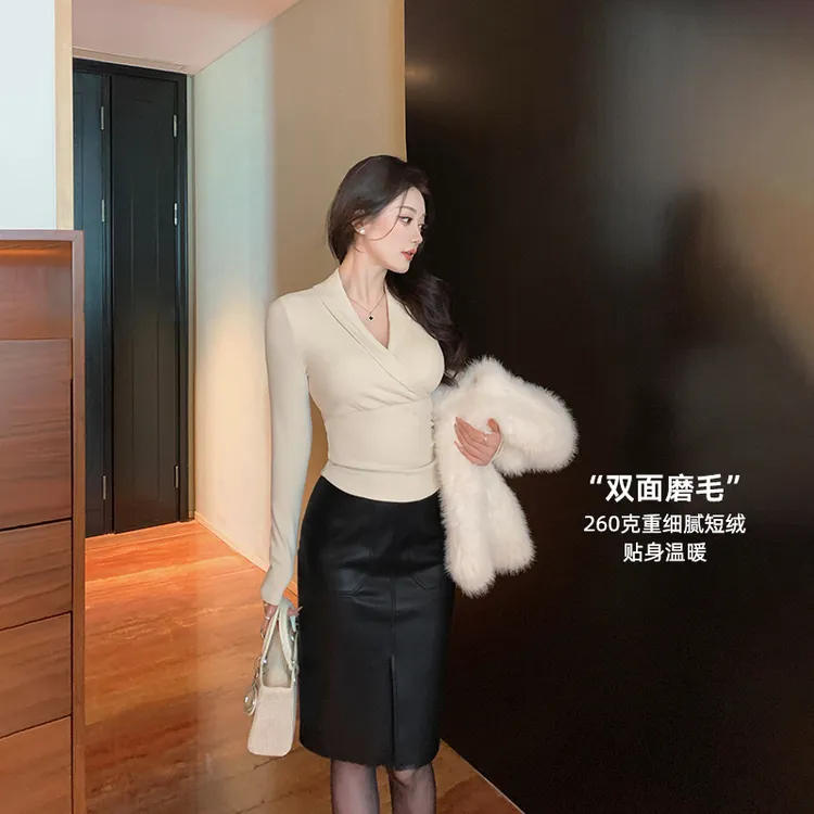 林关关【摩登教主】优雅性感收腰女长袖T恤交叉v领褶皱修身打底衫