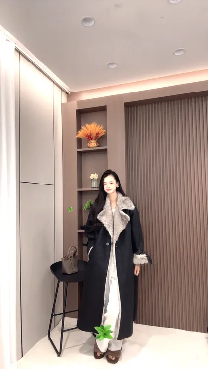 《xinyufushi88-105》宽松型冬季长款毛毛外套