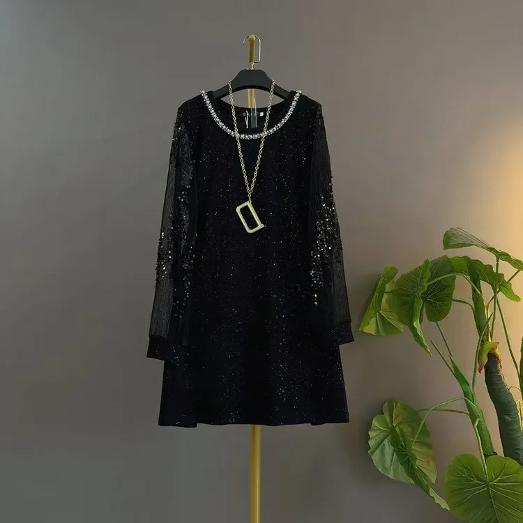 显瘦长袖成人套头秋季大码连衣裙不褪色圆领烫钻亮晶晶黑色显瘦