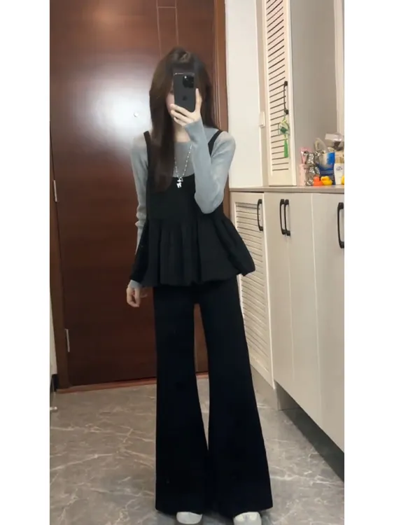 韩系简单大方高级感穿搭巨好看小个子黑色吊带灰色针织衫套装女秋