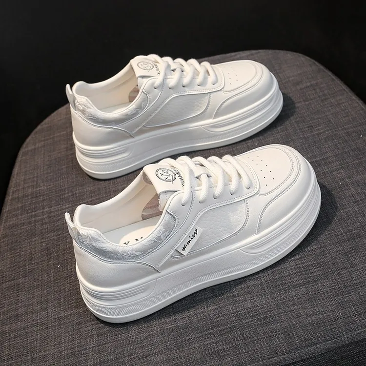 Moleubak厚底小白鞋女百搭春秋季松糕2025新款爆单休闲运动板鞋