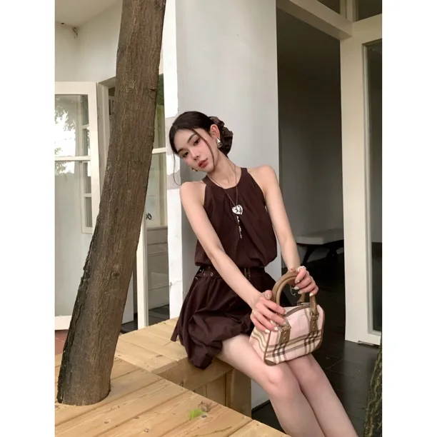 【赵小小&气质加分项】28817 咖色花苞挂脖背心气质显瘦无袖连衣裙