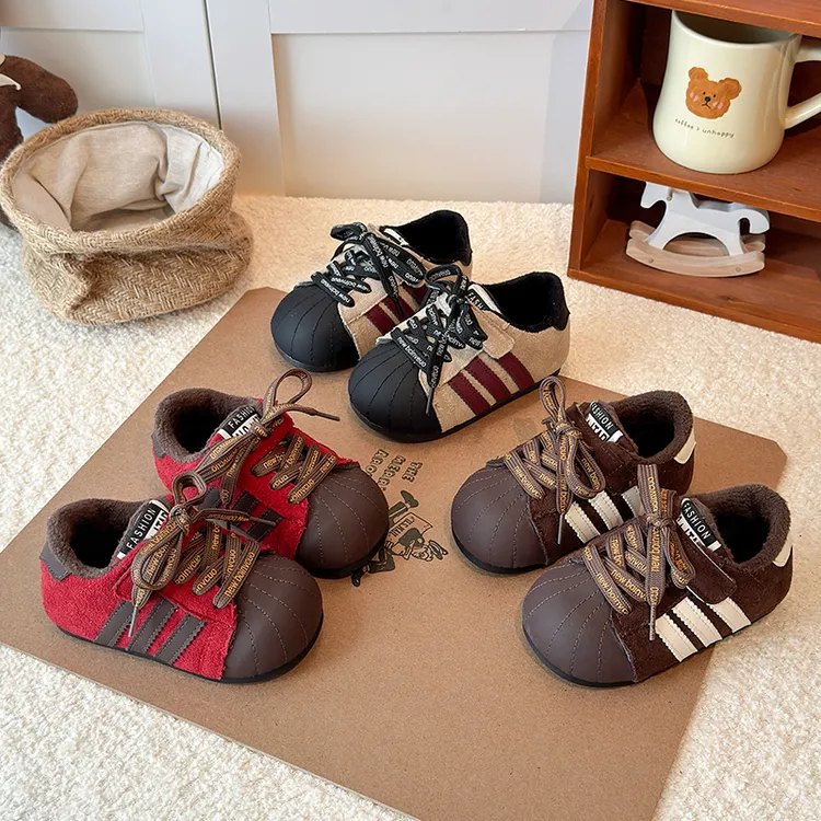 女童卡通德训鞋2025秋冬新款休闲板鞋女宝宝软底儿童运动鞋9267