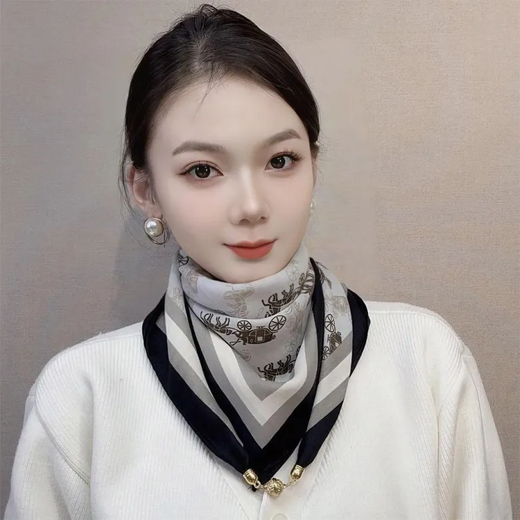 磁吸扣棉麻方巾薄款春秋丝巾女百搭高级感时尚回字纹方巾护颈围脖