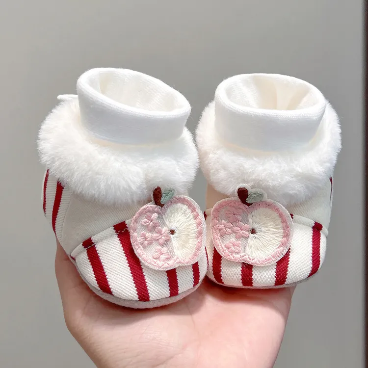 冬季加厚婴儿鞋袜男女宝宝0-6-12小月龄不掉鞋新生儿软底保暖棉鞋