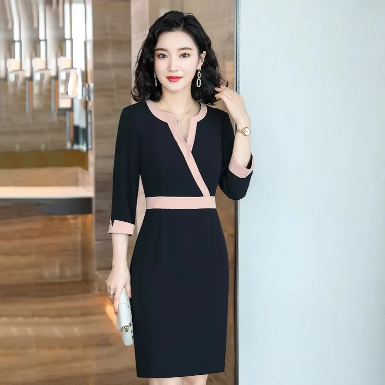 美容师SPA黑色七分袖连衣裙女2025春夏季新款气质职业装包臀裙子