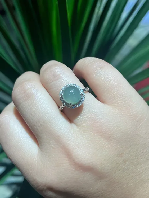 翡翠精美女士活口戒指