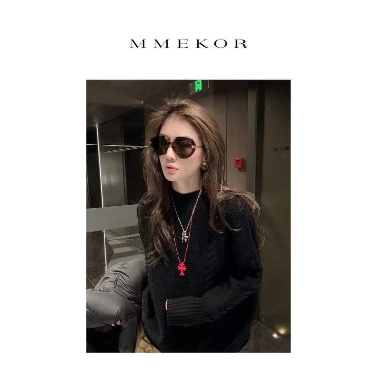 MMEKOR“夫人毛衣”2025新款秋款摩登街头百搭上衣 31038