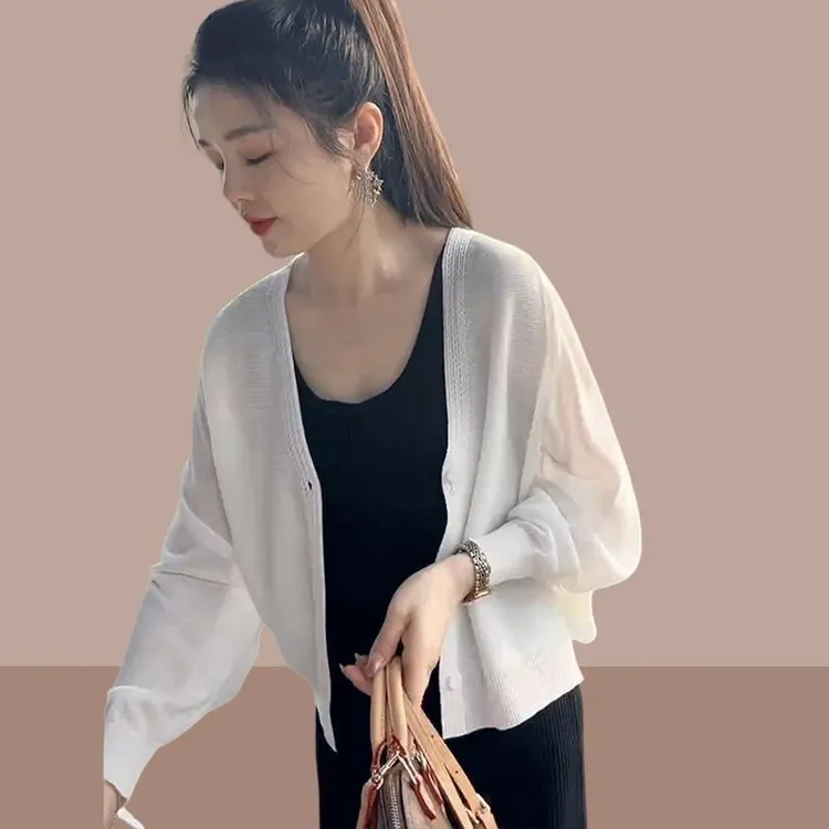 薄款针织开衫外套女夏季2025新款外搭披肩蝙蝠袖上衣冰丝防晒小衫
