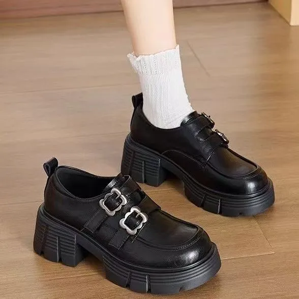 乐福鞋黑色英伦小皮鞋女秋季鞋子学院风圆头高跟单鞋通用厚底百搭