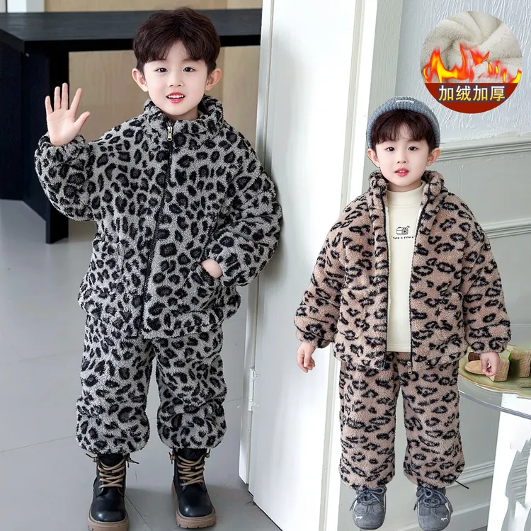 男童睡衣珊瑚绒秋冬季加厚款三层夹棉冬款儿童家居服女孩2025新款