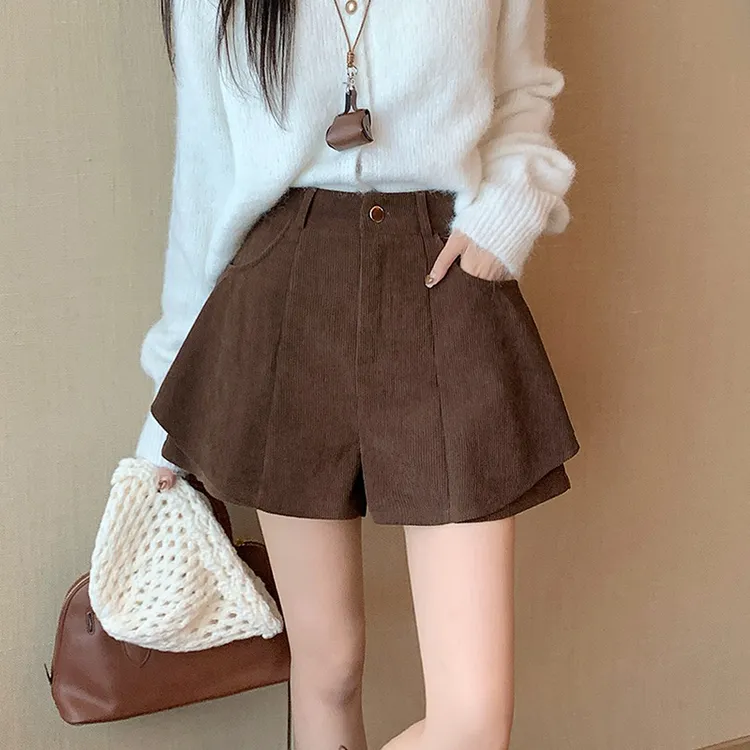 复古灯芯绒裙裤女秋冬大码不规则设计感高腰百搭条绒A字阔腿短裤