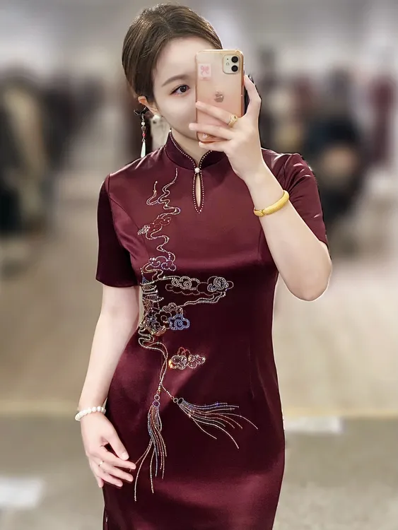 【三卿锦绣】步步高升刺绣手工旗袍
