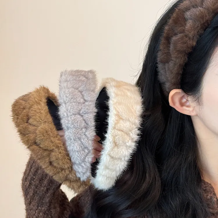 秋冬宽边加厚毛绒发箍女2025新款高颅顶压发头箍个护清洁