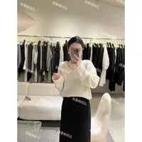 林闪儿-V领廓形毛衣H9062【冷水手洗 平铺晾晒】