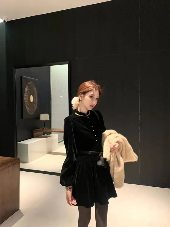 【芝士Cheese】黑糖百利甜 哑光丝绒收腰灯笼袖百搭冬季设计连衣裙