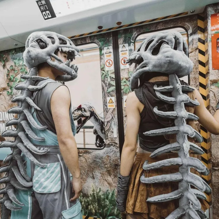 【小羊】恐龙骨架成人炫酷潮流装扮服饰摆件用品