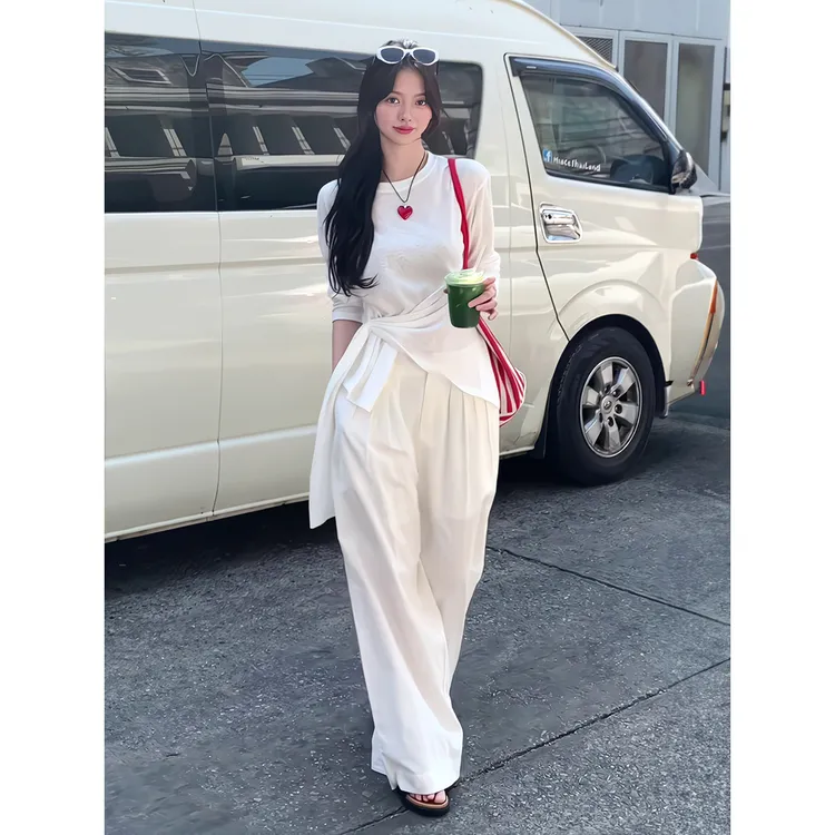 早春穿搭一整套轻奢高级感独特法式气质白色衬衫阔腿裤套装