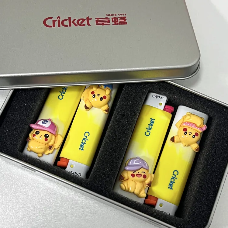 草蜢卡通皮卡丘公仔铁盒耐用防爆卡通滑轮打火机可爱个性情侣礼物