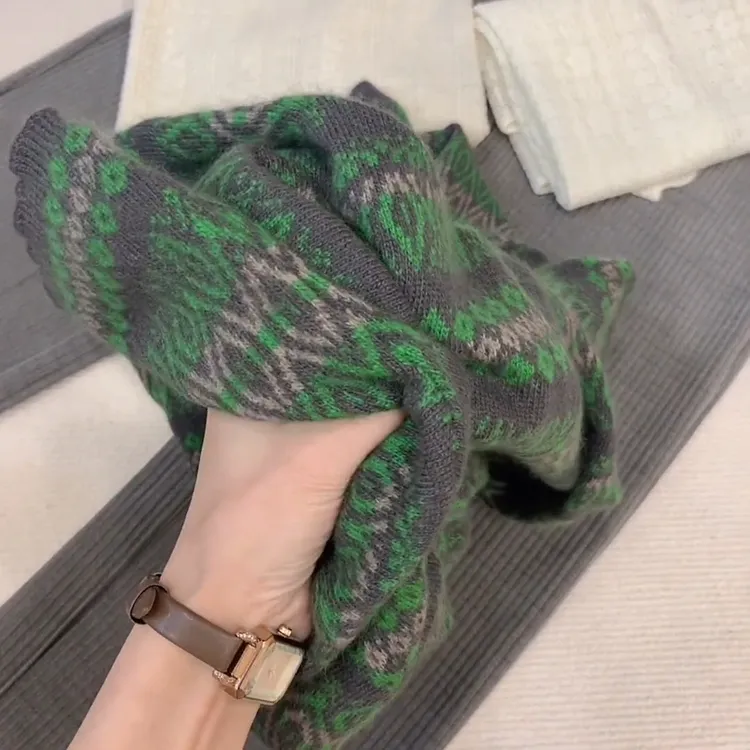 秋冬时尚流行爆款穿搭2025新款韩版费尔岛复古提花百搭长袖针织衫