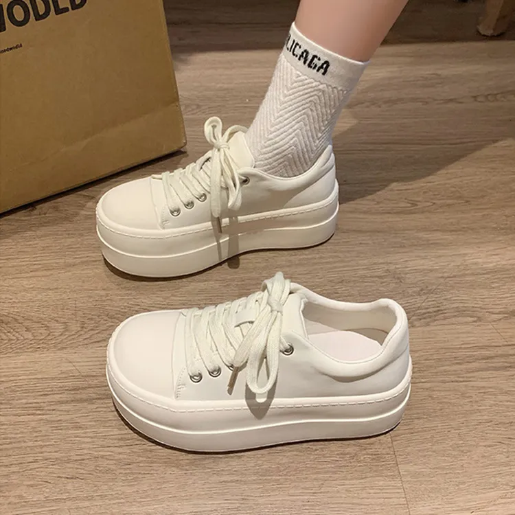 厚底小白鞋女2025秋季新款松糕鞋增高板鞋超火百搭轻便休闲运动鞋