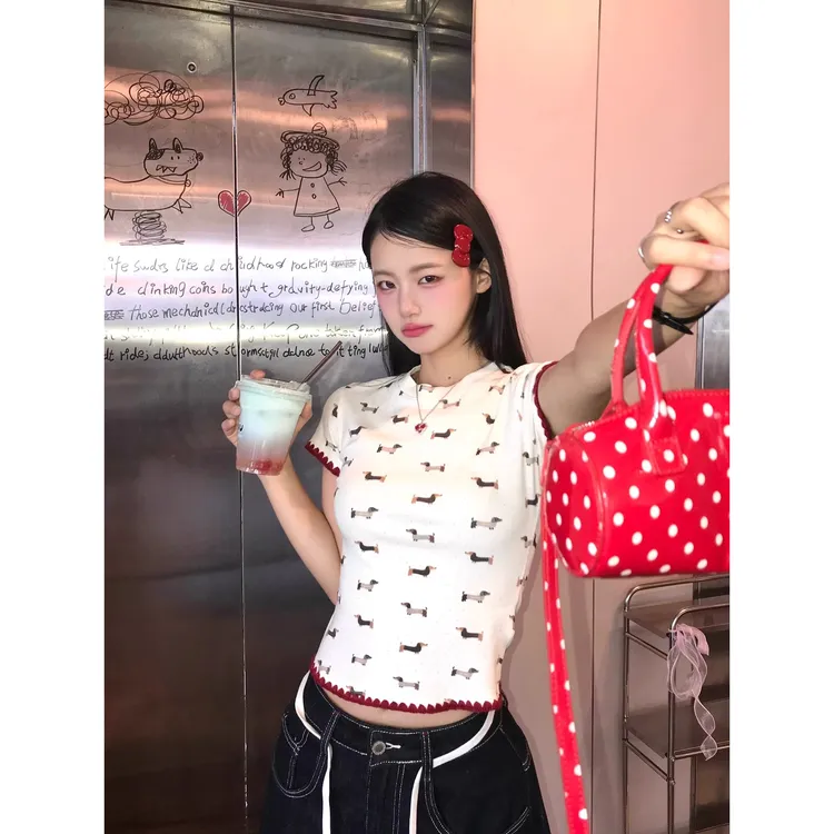 美式腊肠狗印花辣妹短袖T恤女夏季新款修身显瘦正肩撞色拼接上衣
