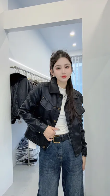 冬季翻领加绒款港风冬款机车皮衣显瘦短款宽松气质8109