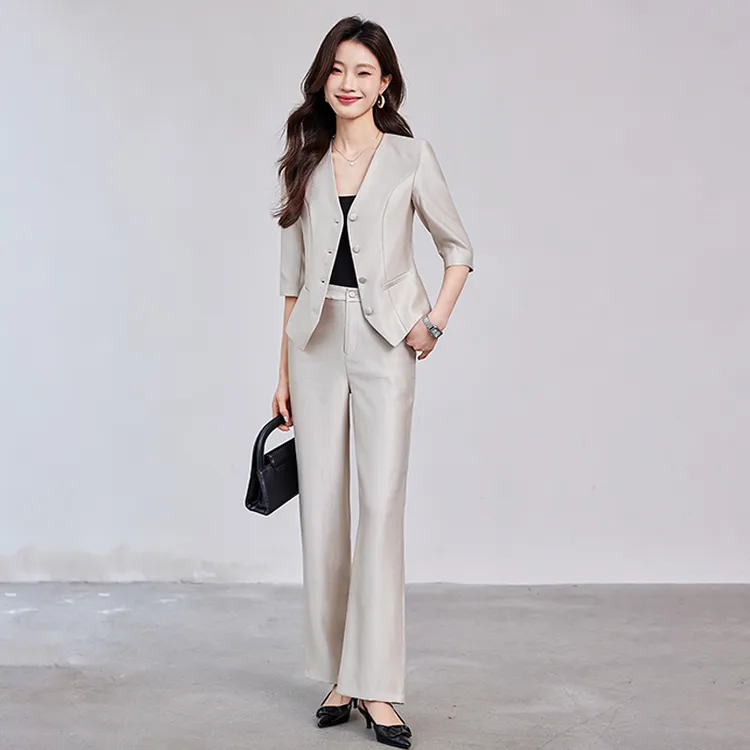 米白色职业西装女士高级夏季薄款2025新款小个子中袖西服外套休闲
