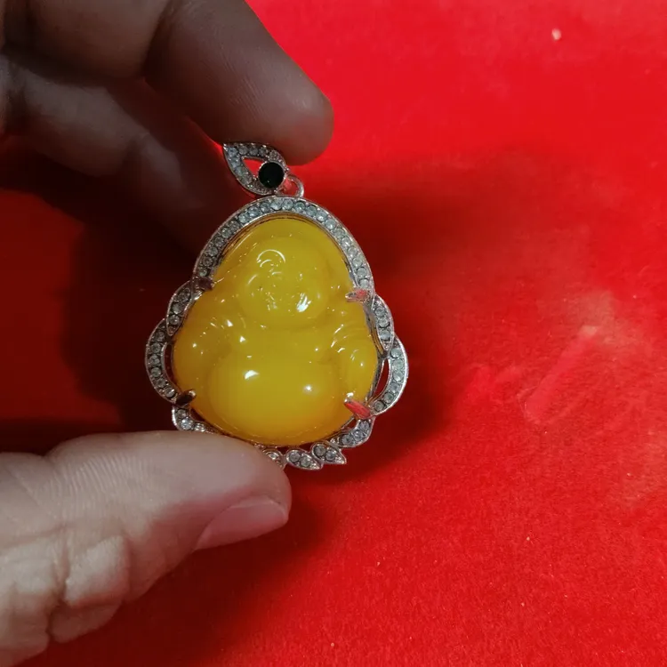 时尚鸡油黄翡佛公饰品轻奢百搭精美