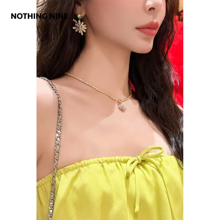 合金耳饰 小雏菊18k镀金锆石耳钉/项链