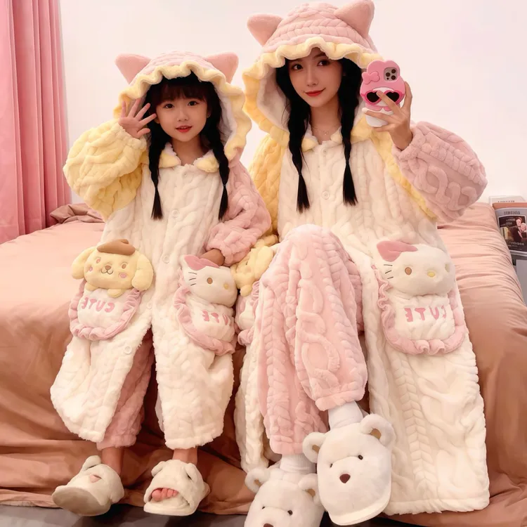 女童睡衣2025新款秋冬季珊瑚绒加厚母女睡袍儿童法兰绒女孩家居服