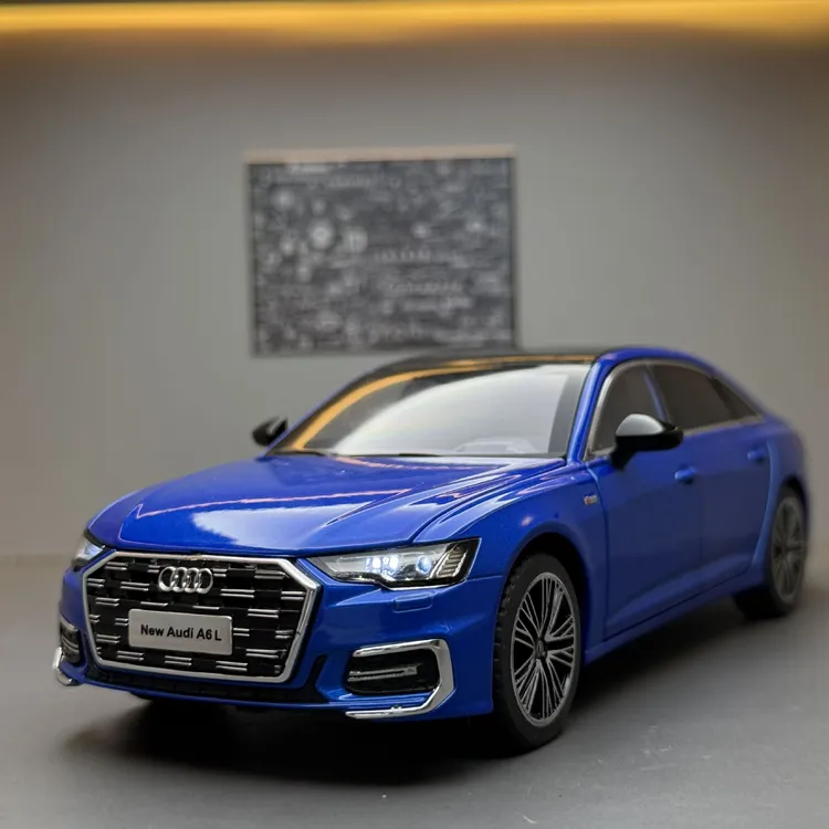 正版授权1:24新款奥迪A6L合金汽车模型玩具车轿车仿真车模型摆件