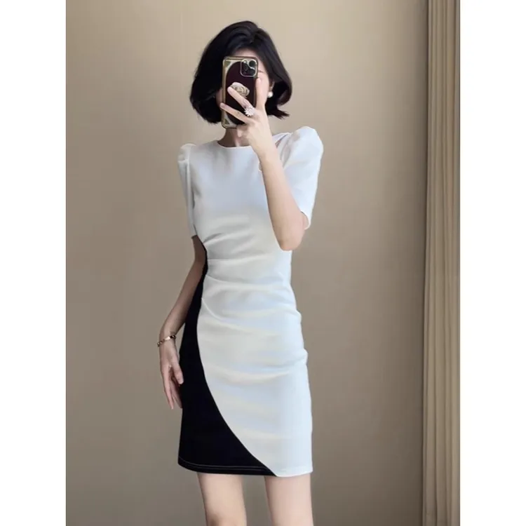 高端轻奢风性感镂空包臀连衣裙女夏季爆款拼色正肩显瘦上档次裙子