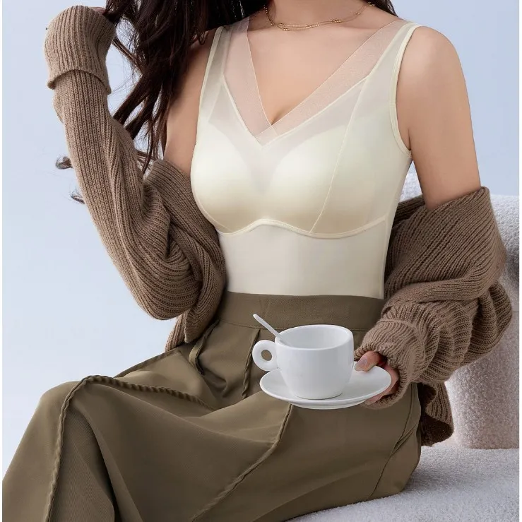 黛伊婕V领网纱拼接缎面女背心自带胸垫无痕修身轻薄美背打底衣