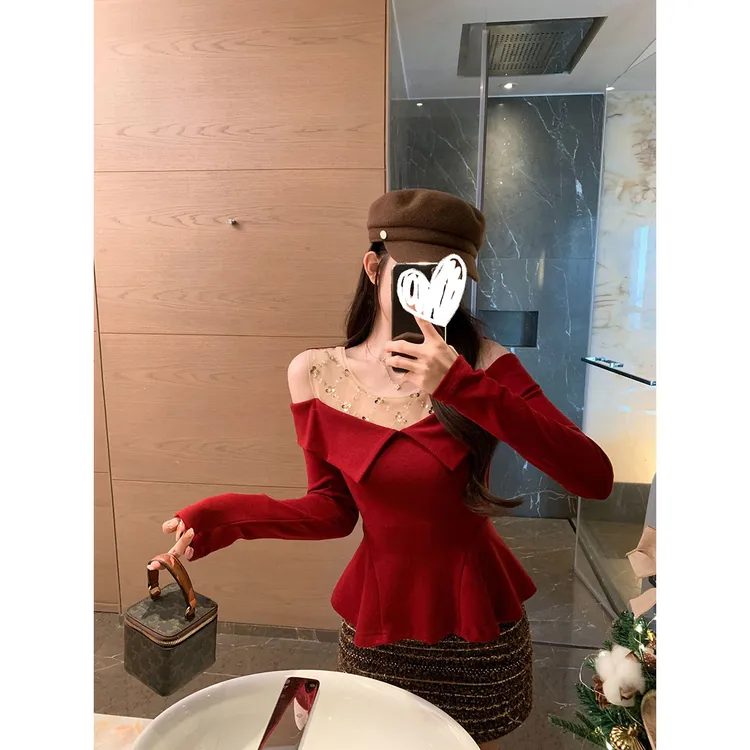 一字肩拼接网纱长袖t恤红色露肩辣妹上衣女修身显瘦亮片短裙套装