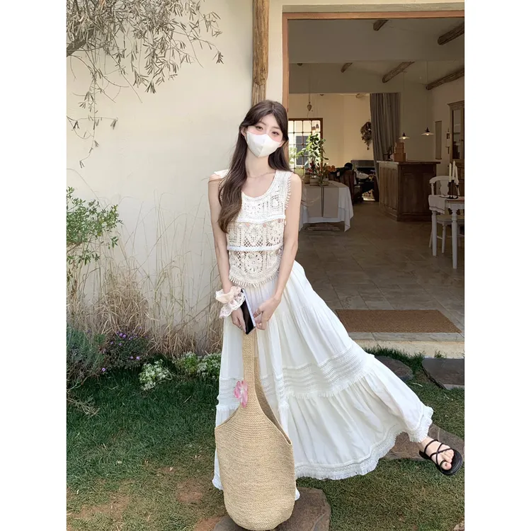 2025夏季新款度假风流苏吊带背心上衣高腰显瘦大摆型半身裙套装