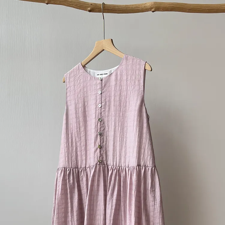 夏季新款浅玫粉宽松版连衣裙A字可爱风轻薄度假风中长裙