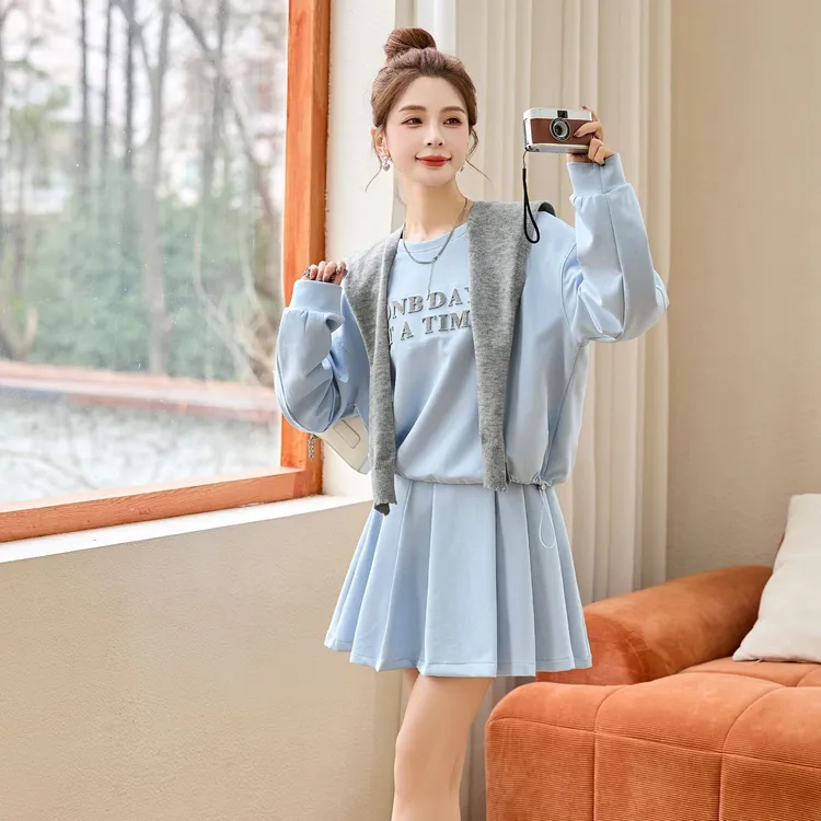 独特漂亮刺绣卫衣运动套装短裙时尚减龄洋气披肩百褶裙休闲三件套