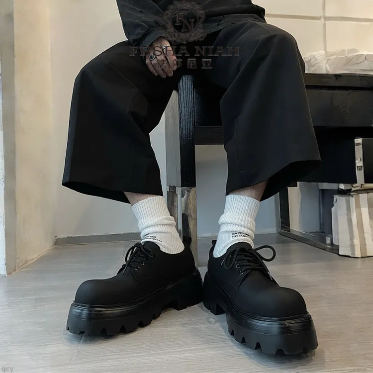 法莎尼亚2025秋冬季新款男鞋大头休闲厚底爆款网红内增高男士皮鞋