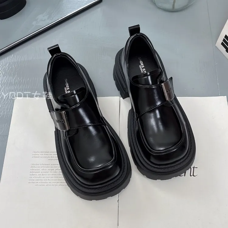 2025新款圆头乐福鞋女真皮百搭复古厚底黑色小皮鞋秋季ol粗跟单鞋