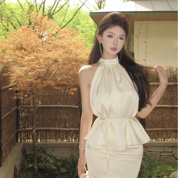 法式挂脖缎面无袖系带上衣+高腰鱼尾半身裙2025夏季新款洋气套装
