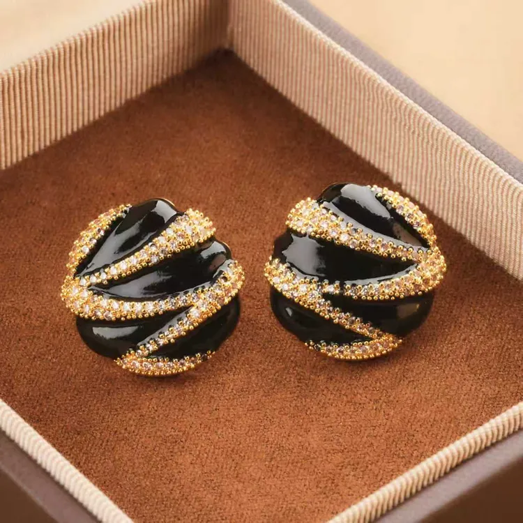 铜合金合成锆石耳饰 欧美风椭圆形精致耳钉女饰品黑色法式耳环