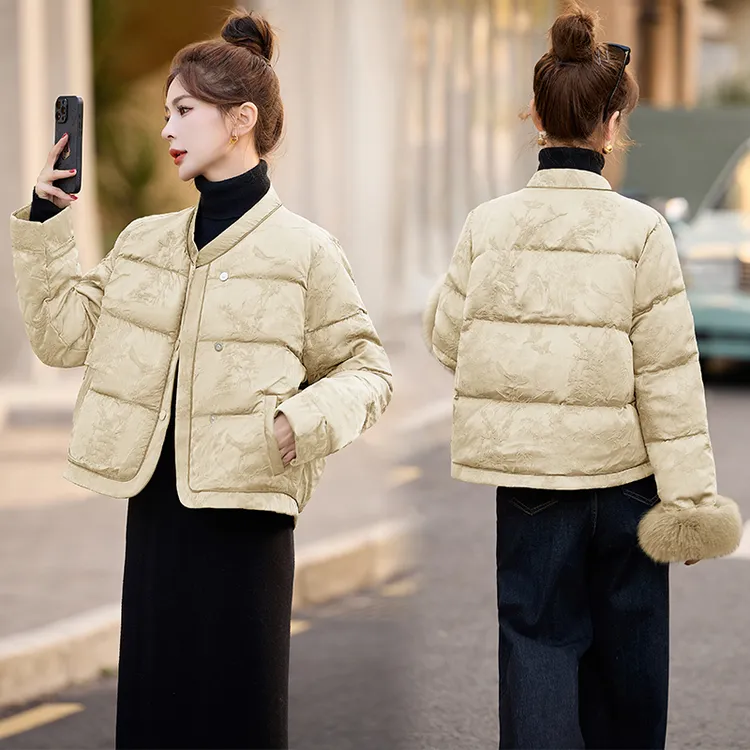 新中式国风刺绣短款羽绒服女装2025新款冬季高级感狐狸毛保暖外套